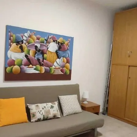 A 50mt Dal Policlinico Con Wifi E Aria Condizionata Apartamento
